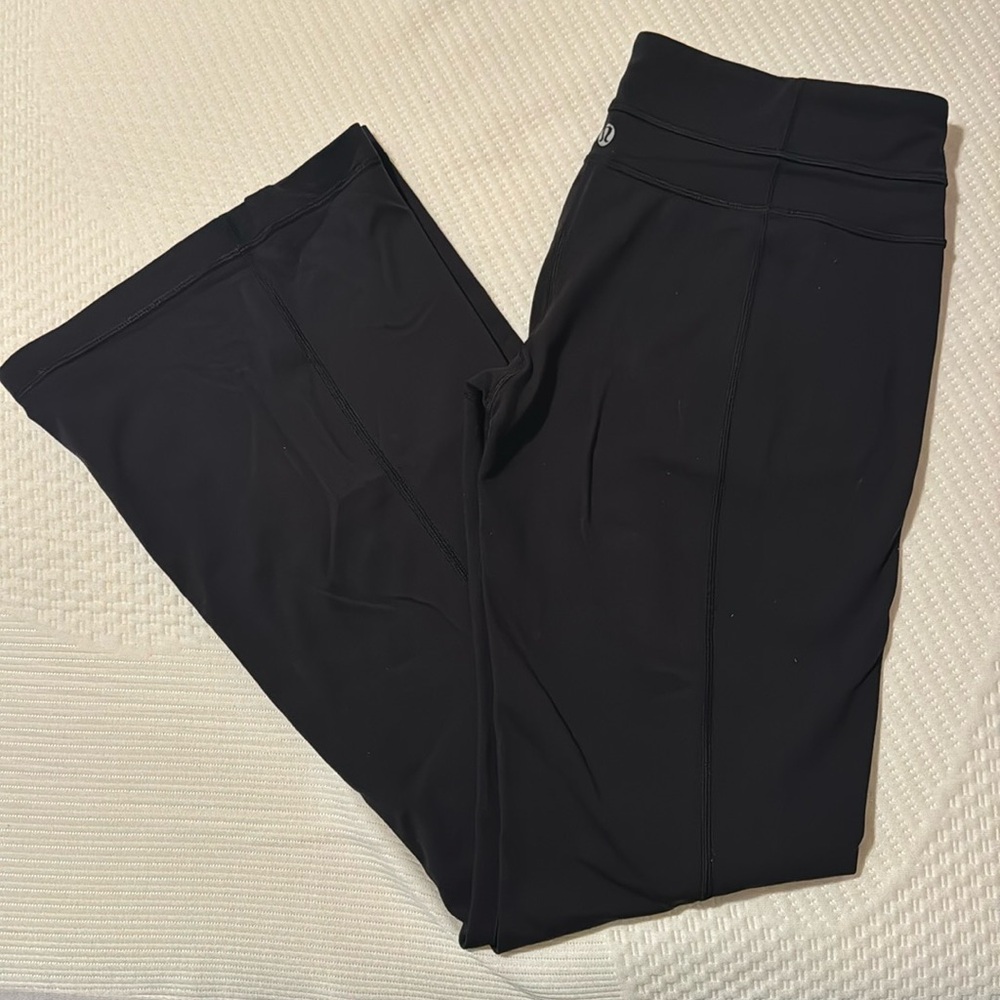 LULULEMON YOGA LEGGINGS